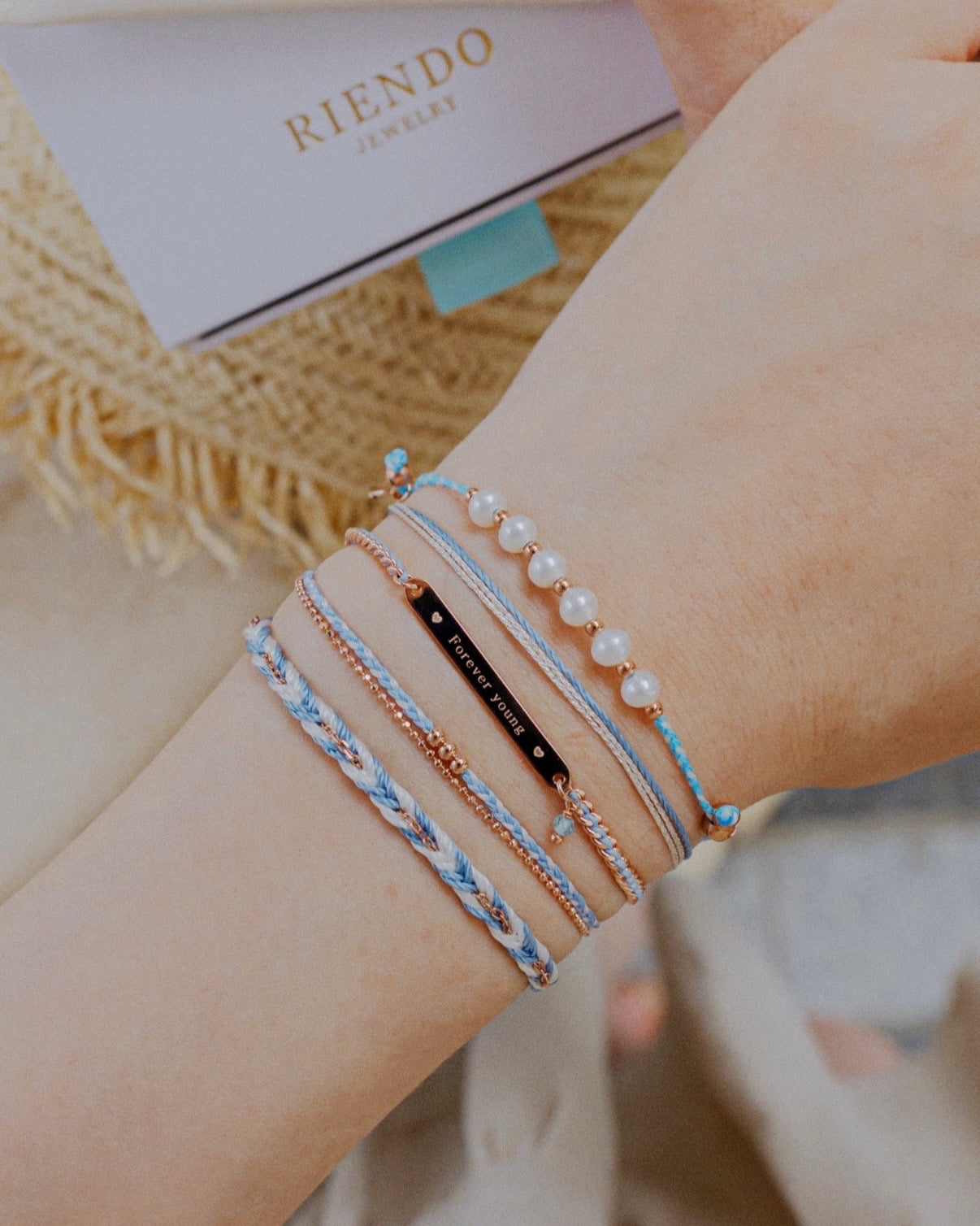 MOTTO - Forever young