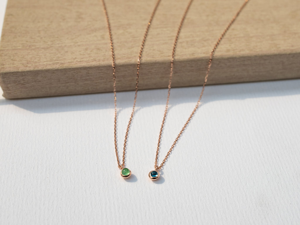 DEAR • CHOKER　 - Riendo