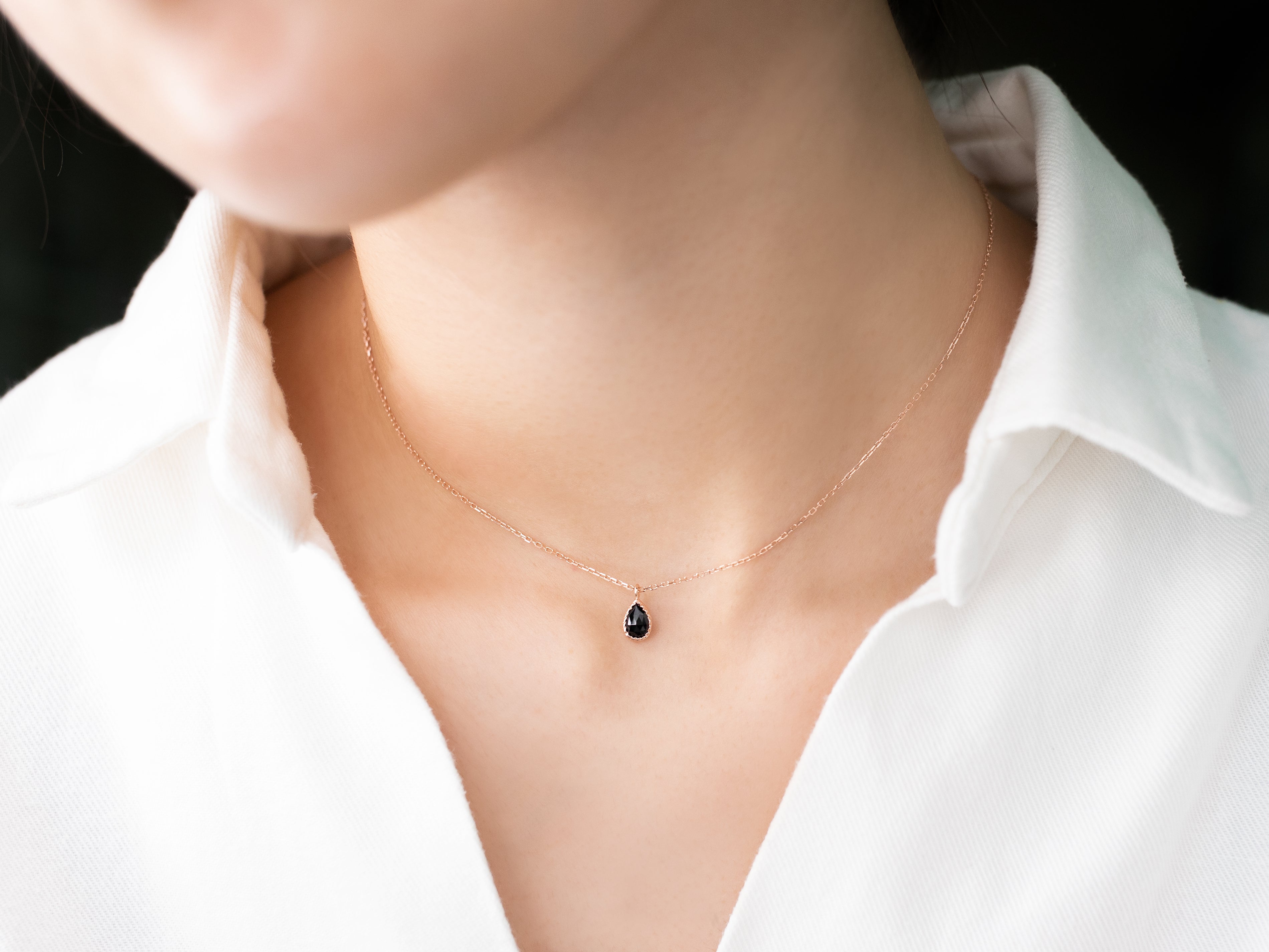 ANGEL • CHOKER　 - Riendo