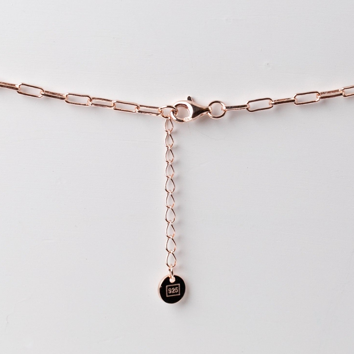 LUSCIOUS • NECKLACE