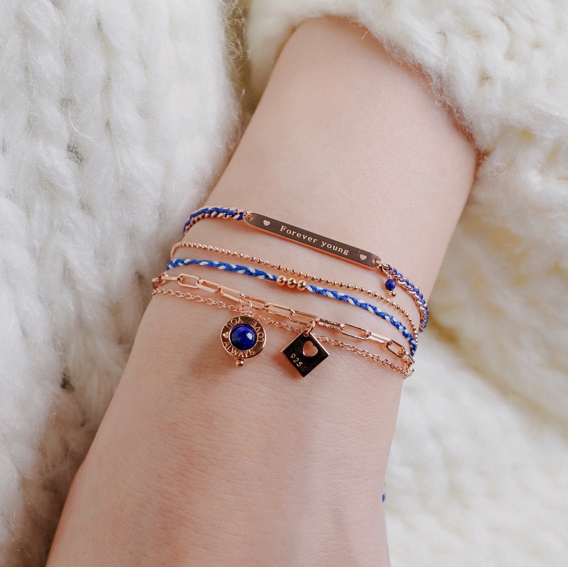 MOTTO - Forever young