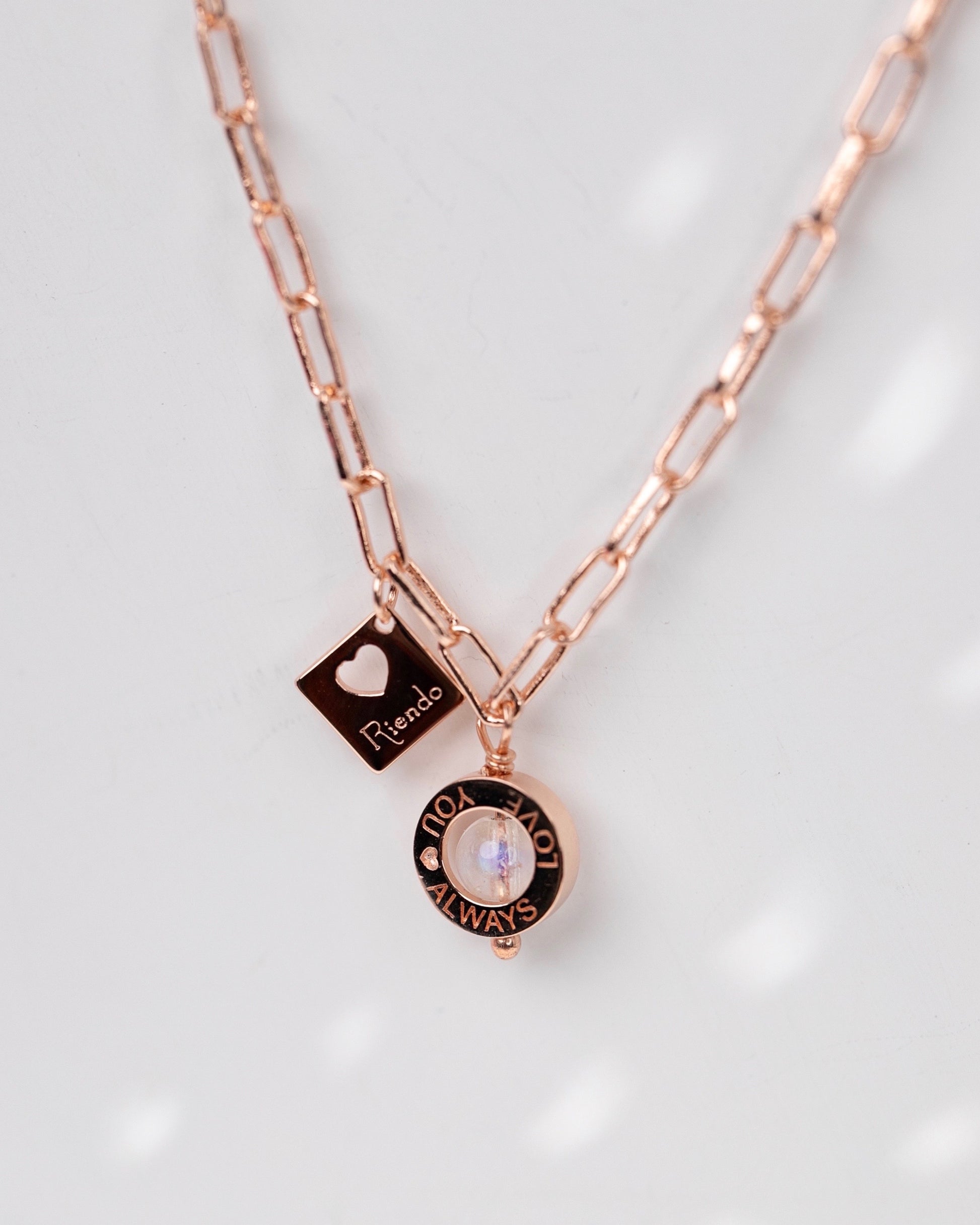 LUSCIOUS • NECKLACE