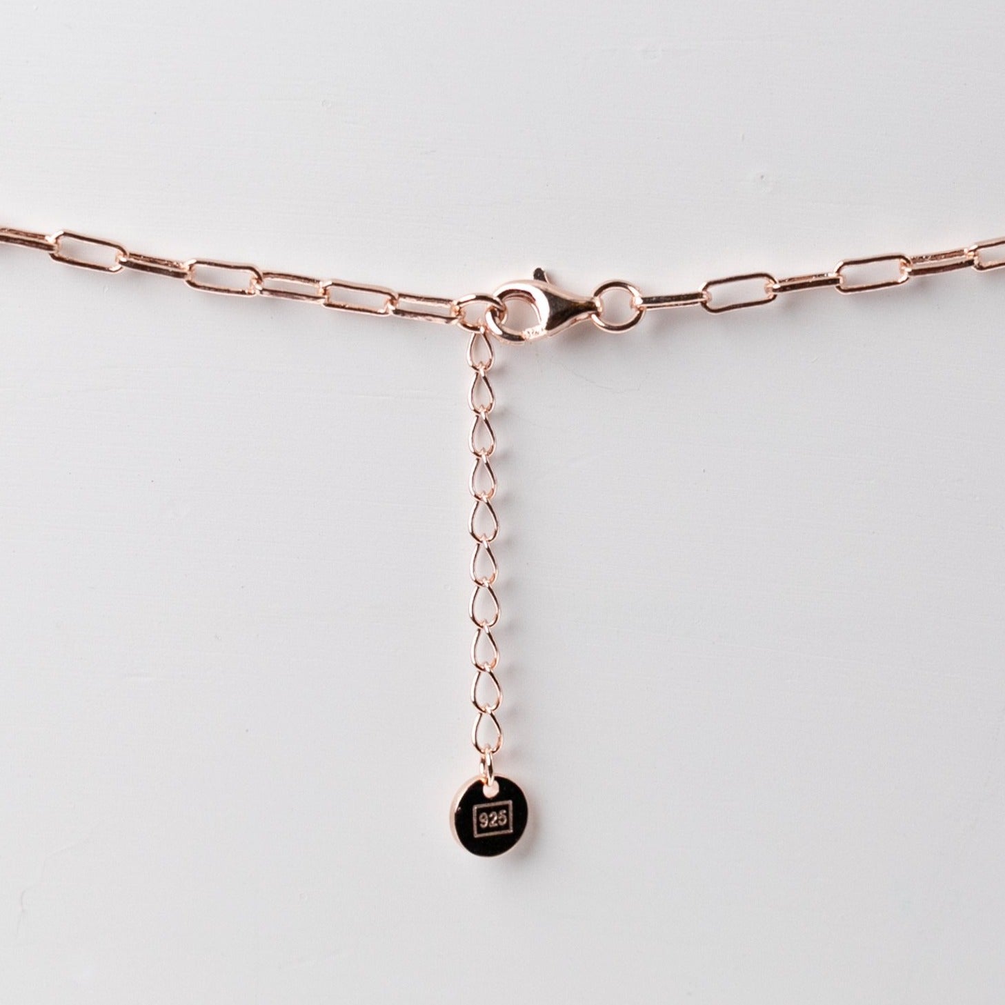 LUSCIOUS • NECKLACE