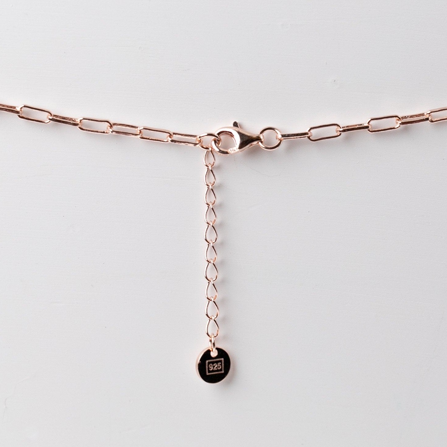LUSCIOUS • NECKLACE
