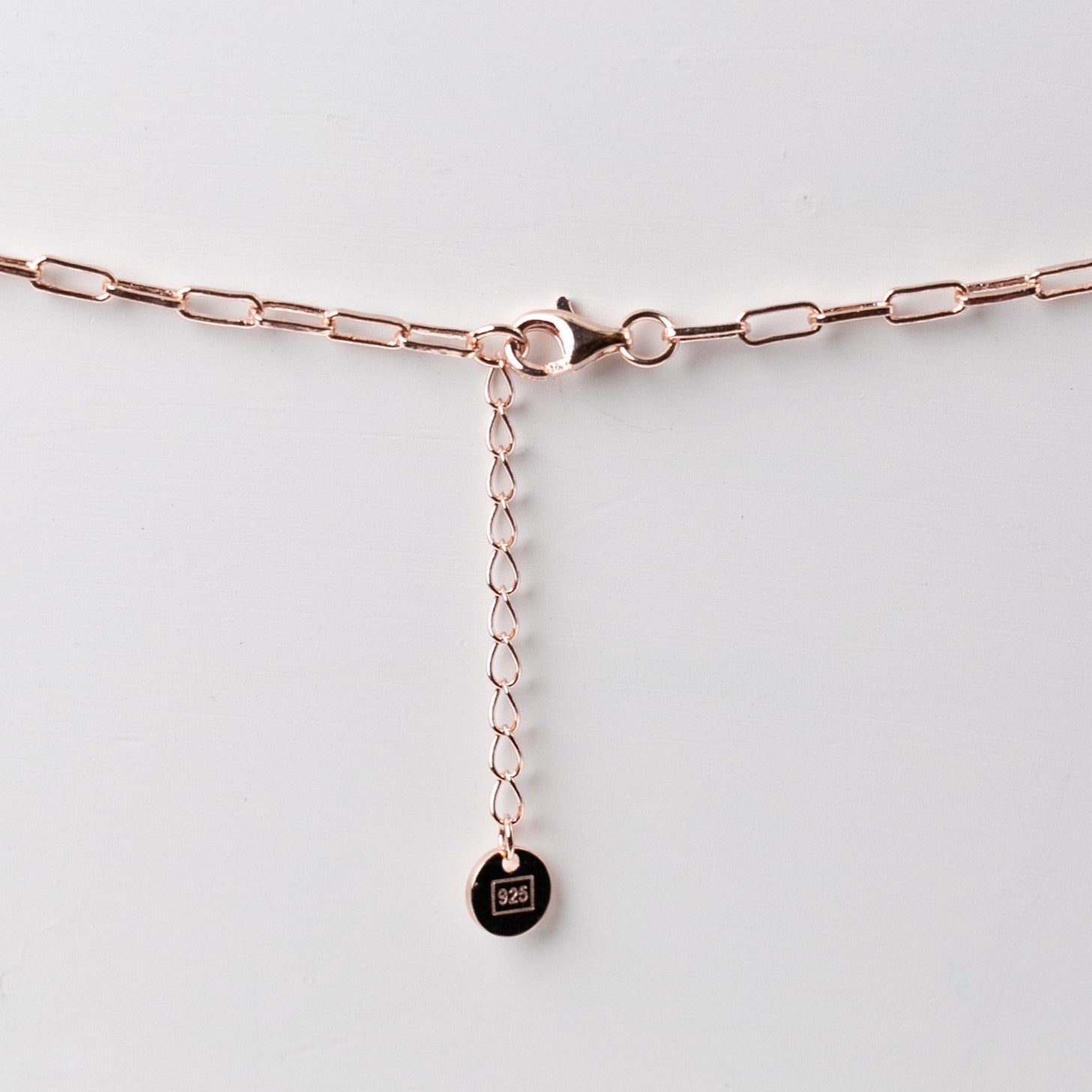 LUSCIOUS • NECKLACE