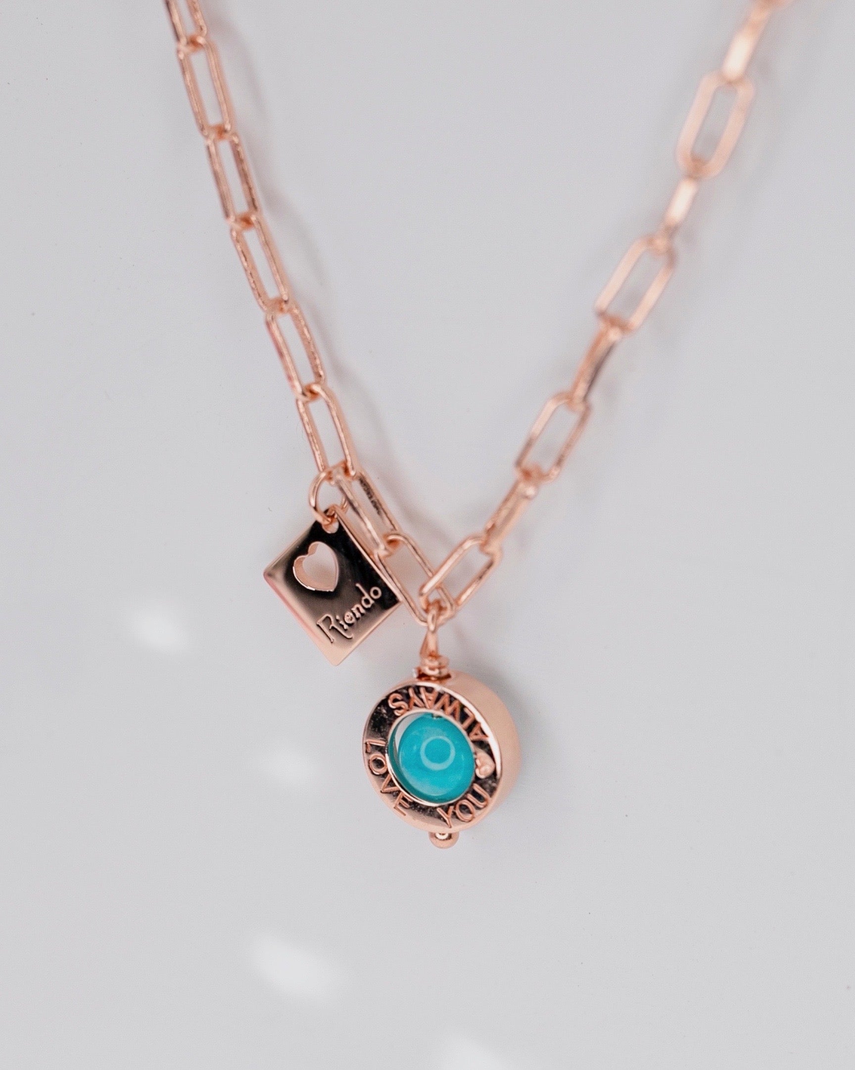 LUSCIOUS • NECKLACE