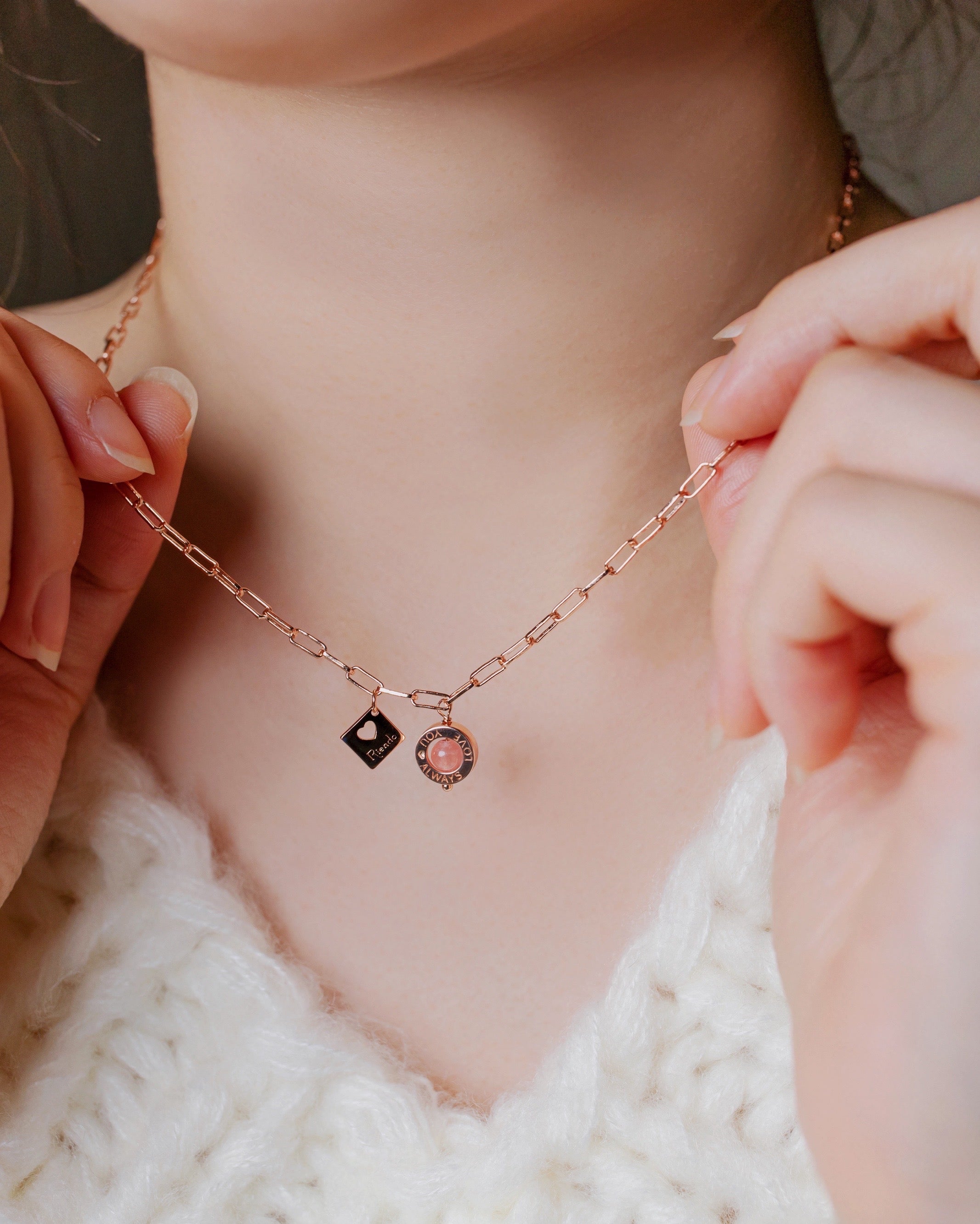 LUSCIOUS • NECKLACE