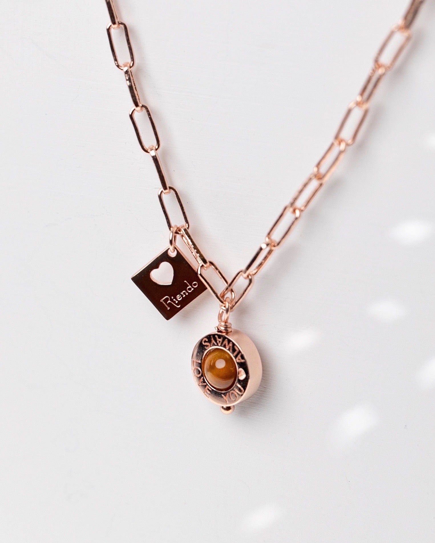 LUSCIOUS • NECKLACE
